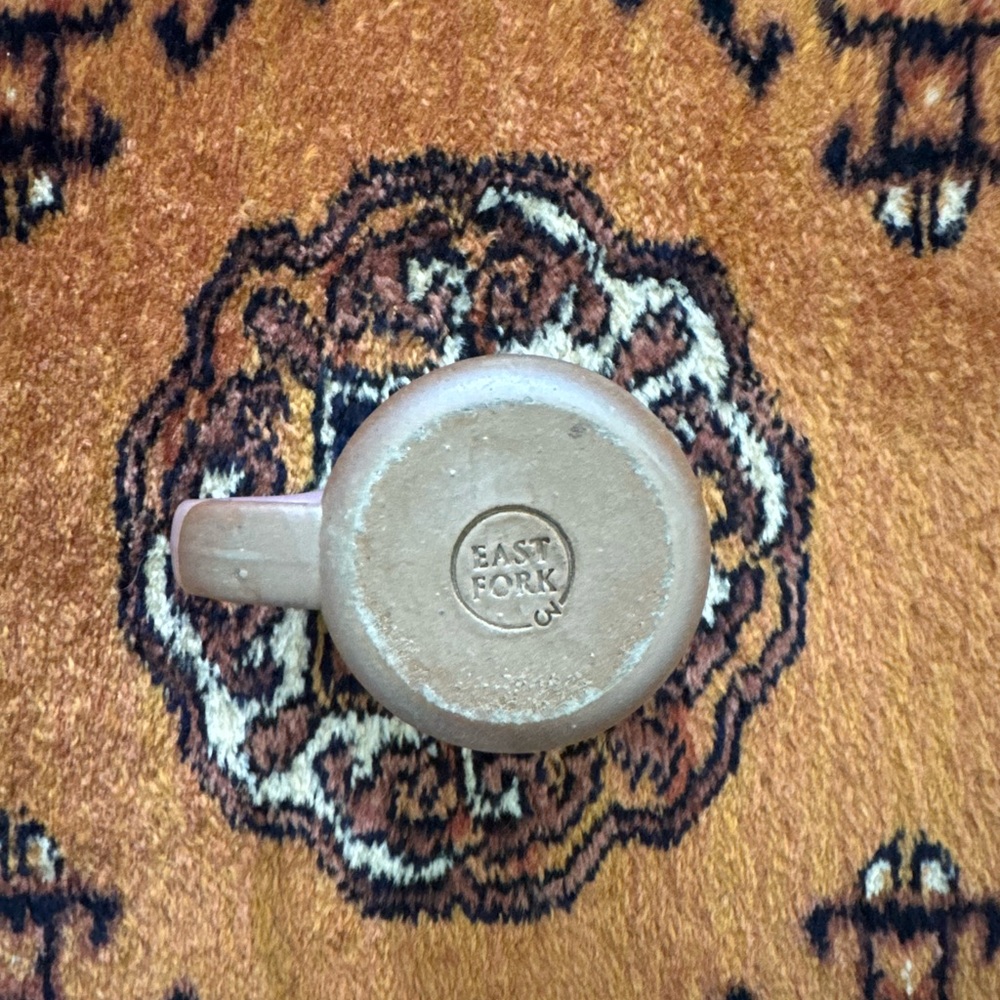 East Fork pottery small mug in prune - Picture 4 of 4